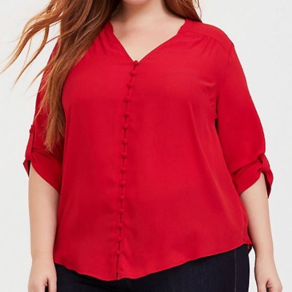 TORRID HARPER - RED GEORGETTE BUTTON-LOOP BLOUSE - Picture 2 of 8